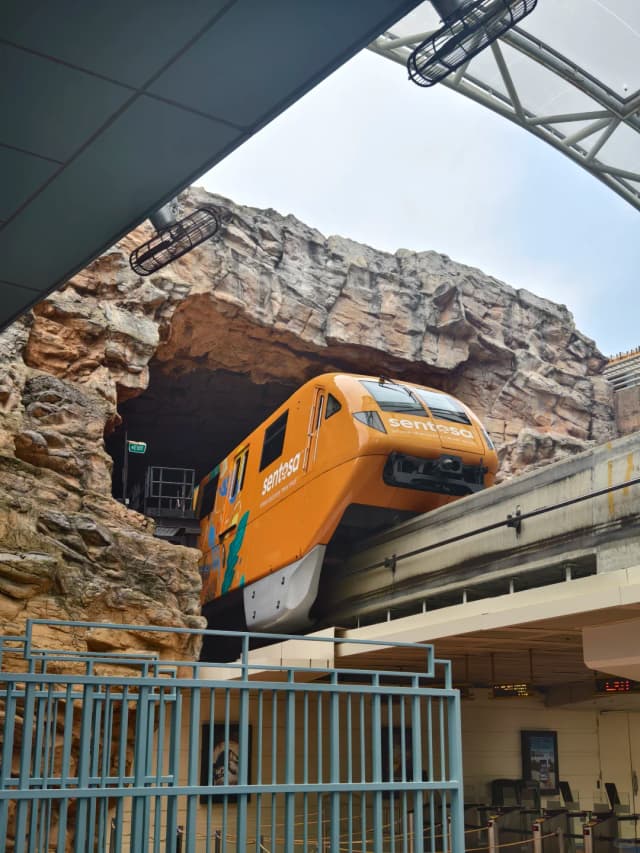 Save up to 30% on your Sentosa adventure by purchasing a bundled attraction pass instead of single tickets.