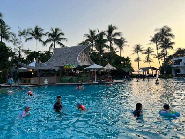 Singapore travel hack: Carry a reusable bottle! Public drinking fountains are everywhere and the water in convenience stores is very expensive.