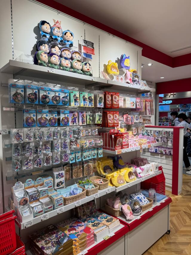 Don't miss out on 100-yen shops like Seria and Daiso, where you can find tons of 110-yen 'blind draw' collectibles and other delightful Sanrio surprises.