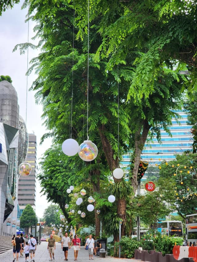 For 55 days starting in November, the entire 3.1km of Orchard Road transforms for 'Christmas on A Great Street' with giant installations, Christmas Villages, 3D projection shows, and even nightly 'snow' shows.