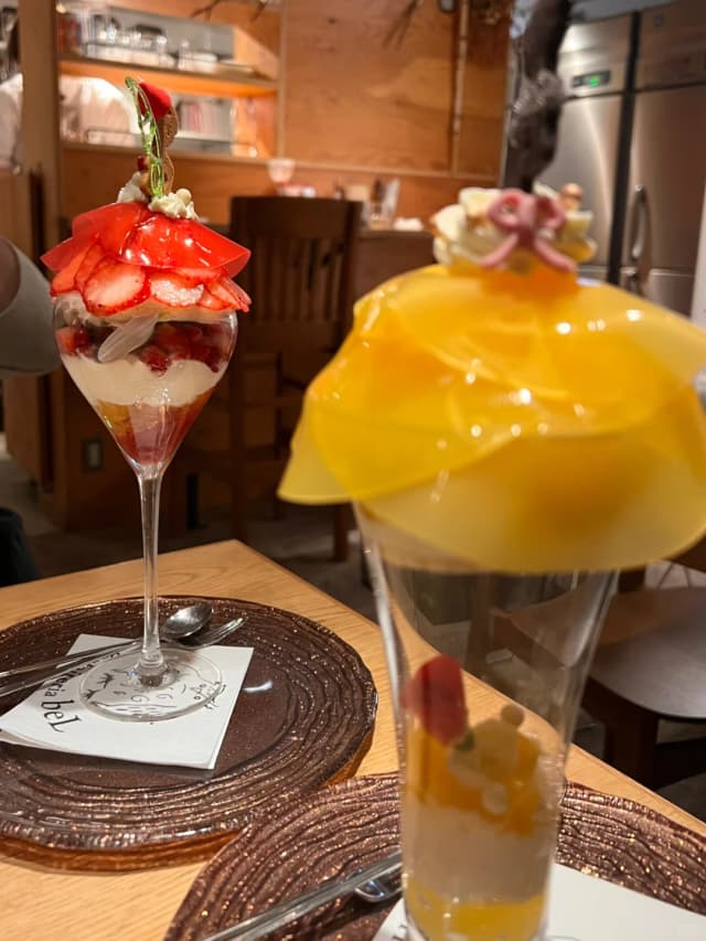 The night view from Roppongi Hills is super charming.